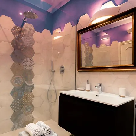 公寓 De' Maestri - Historic Centre - Prestigious Attic With A Brand New Elevator! *