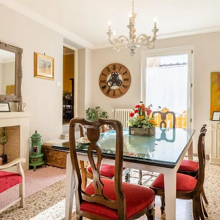 Apartment De Maestri - With Elevator Since September 2025