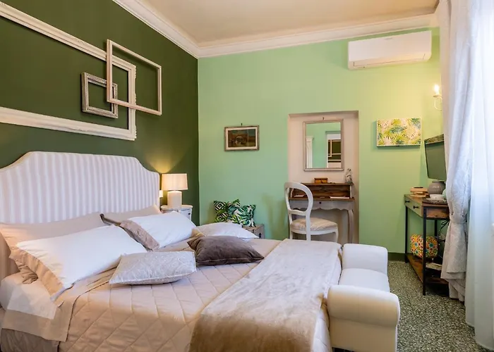 De' Maestri - Historic Centre - Prestigious Attic With A Brand New Elevator! Lucca