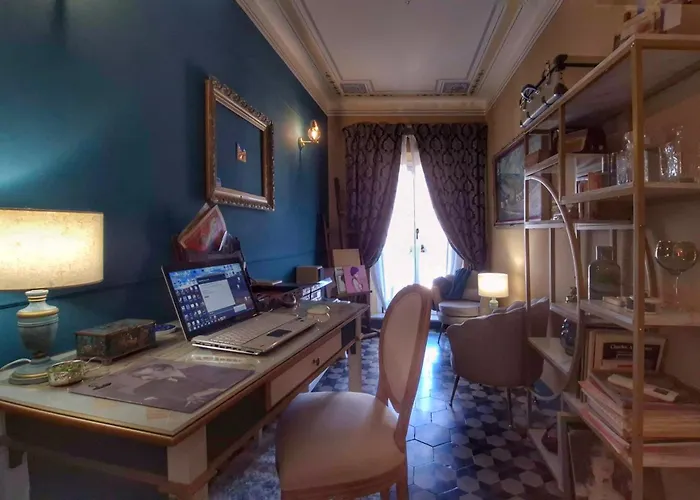 De' Maestri - Historic Centre - Prestigious Attic With A Brand New Elevator!